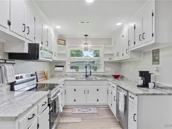 20 Atkins Ln, Newport News, VA 23602