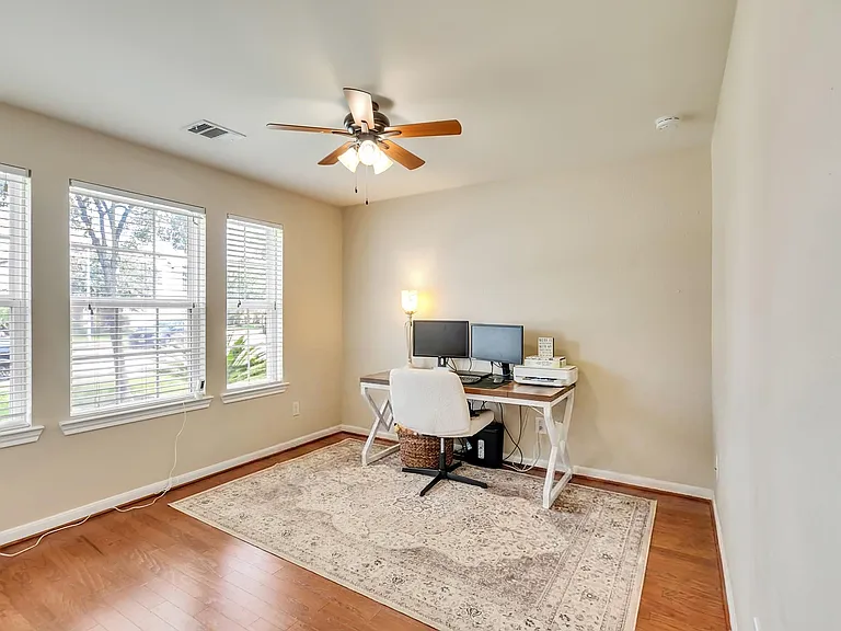 9015 Springcroft Ct — Photo 6