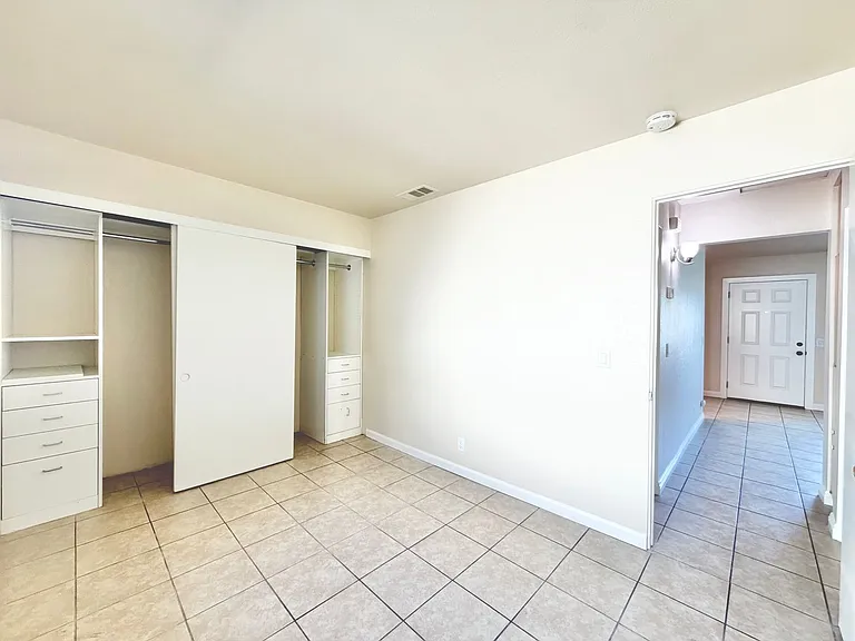 561 Desert View Dr #3 — Photo 10