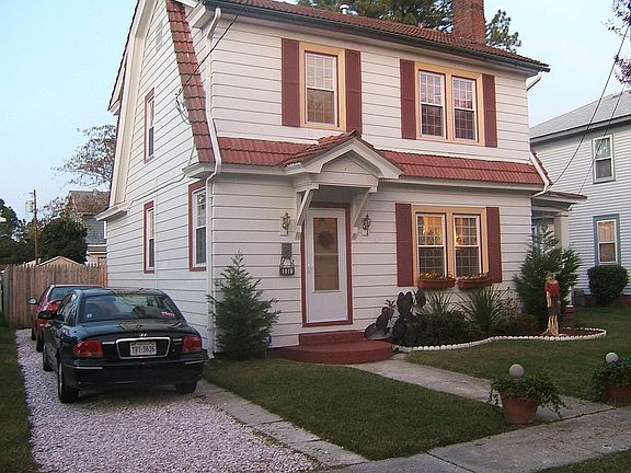 4th image of 1816 Blair Ave