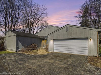 20831 Orchard Lake Rd, Farmington, MI, 48336