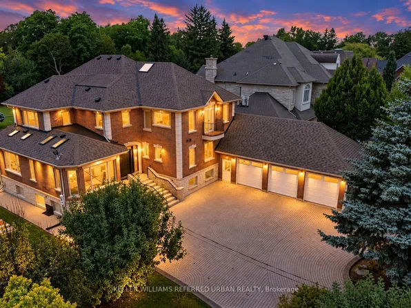 18 Yongeview Ave, Richmond Hill, ON L4C 7A4