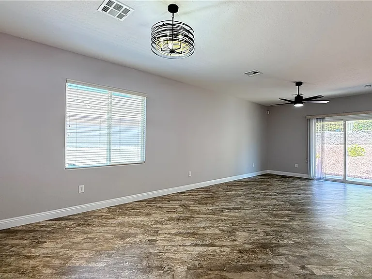 2354 Amana Dr — Photo 19