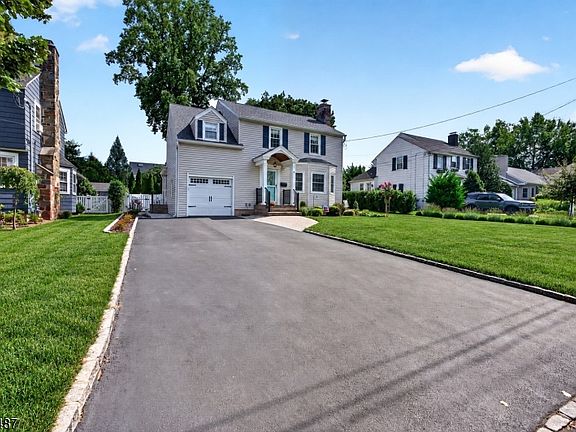 2nd image of 11 Indian Spring Rd