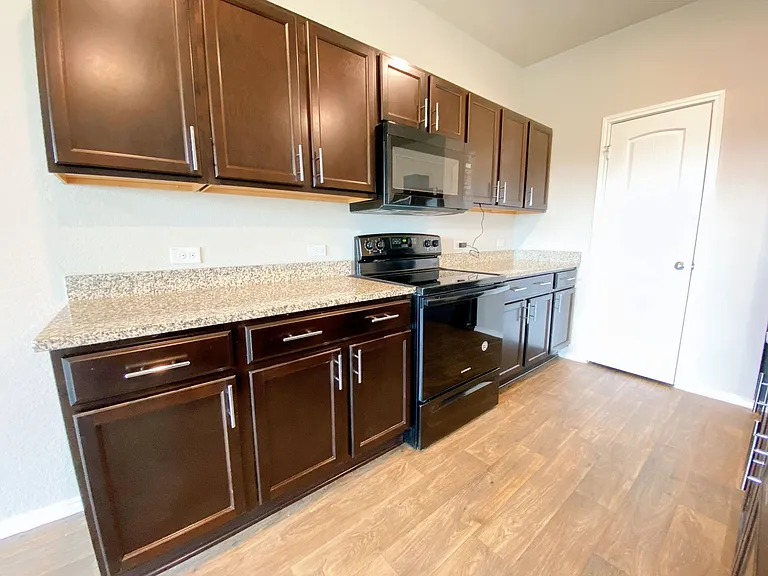 15016 Upland Willow Rd — Photo 4