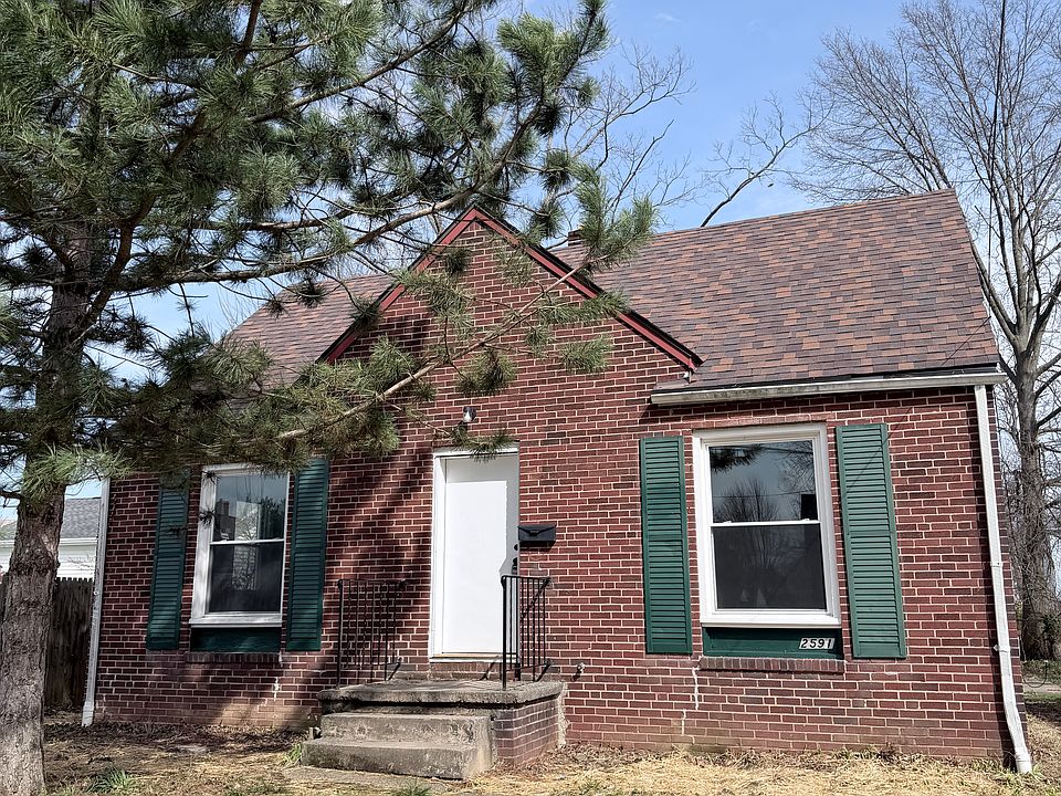 1st image of 2591 9th St