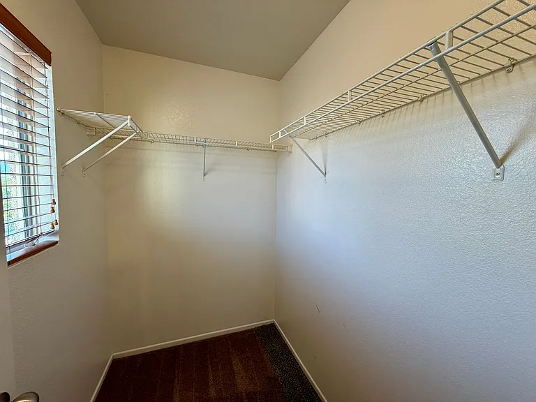 9109 White Eyes Ave — Photo 16