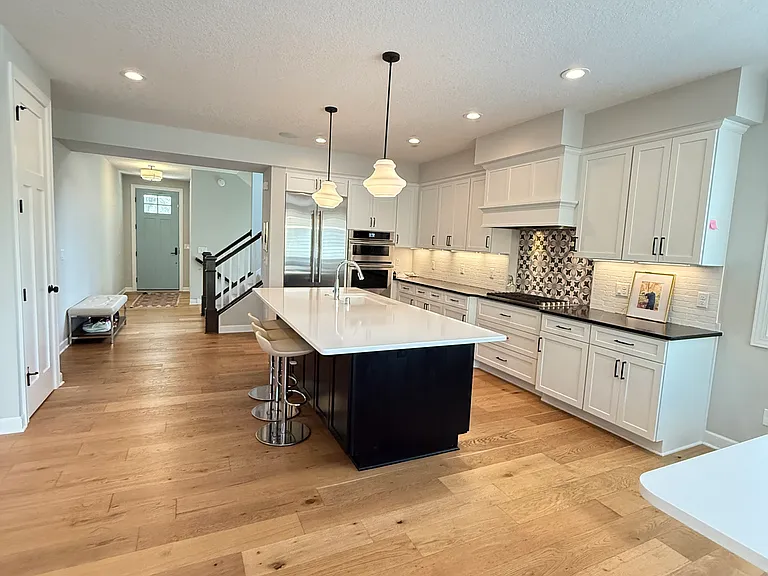 19370 Lake Ave — Photo 3