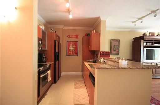 2nd image of 806 E Windward Way APT 219