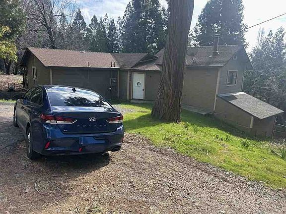 3rd image of 4466 Eight Mile Rd