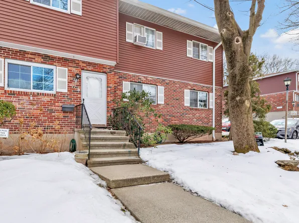 203 Edgemoor Road APT F, Bridgeport, CT 06606