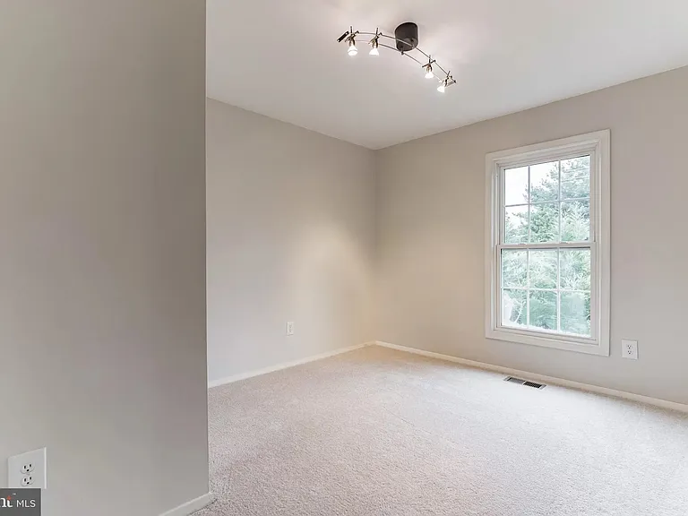 32 Native Dancer Ct — Photo 10