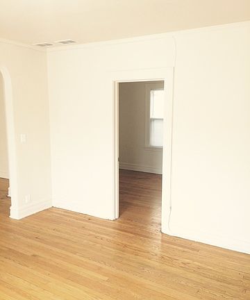 4th image of 555 W Water St #2