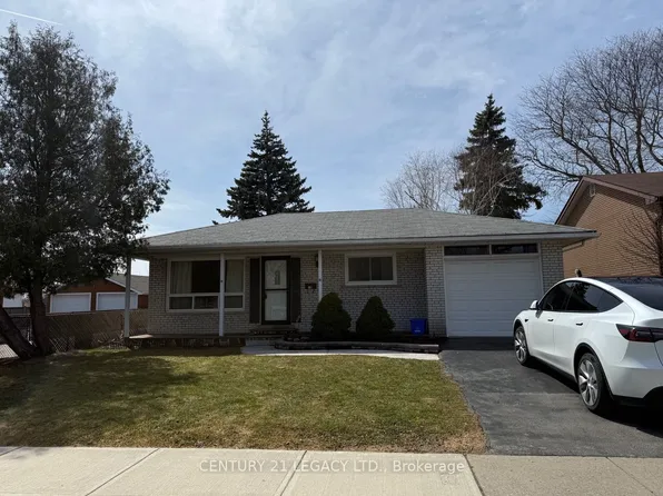18 Harper Rd #Basement, Brampton, ON L6W 2W5