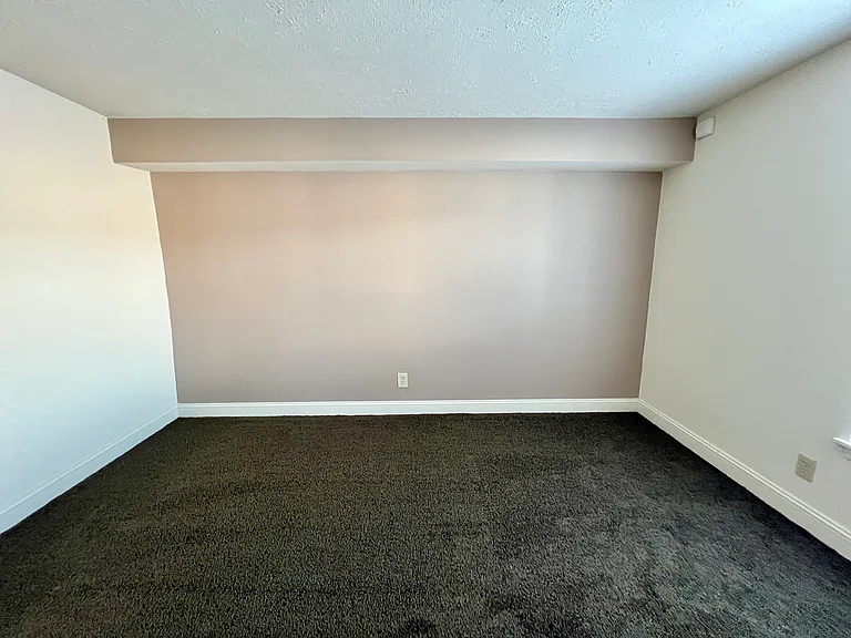 Derby Run Apartments — Photo 101