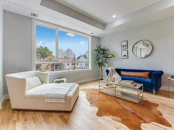 3rd image of 43 Gardner Ave #2A