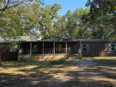 6690 NW Sale Barn Rd, Cameron, MO, 64429