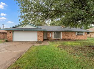 238 Royal Dr, Marlin, TX 76661