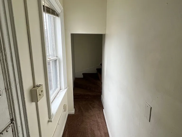 43 N Union St #5 — Photo 6