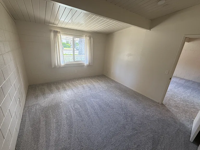 Fernmar Apartments — Photo 6