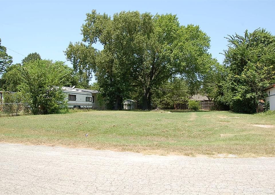 1st image of 4606 Oak Creek Dr Lot 32