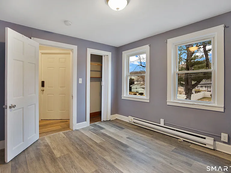31 Tyler Ave #2 — Photo 12