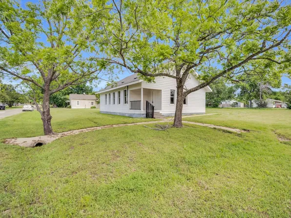 601 S 7th Ave, Teague, TX 75860