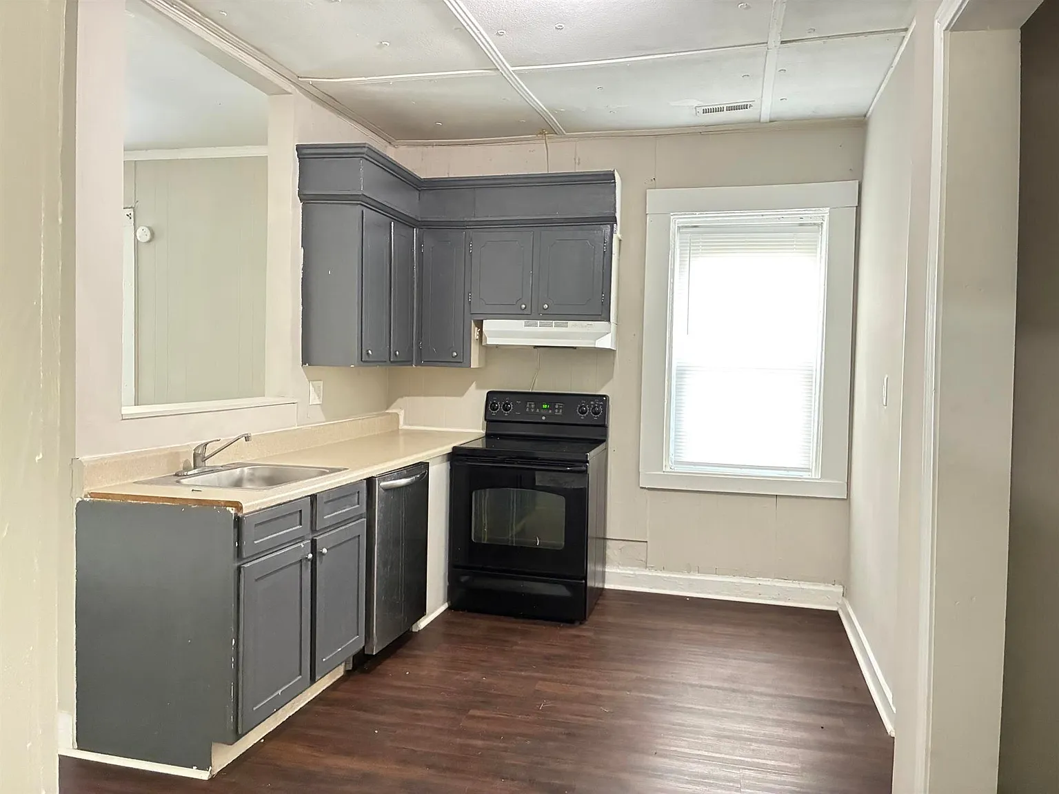 309 Houston St. — Photo 3