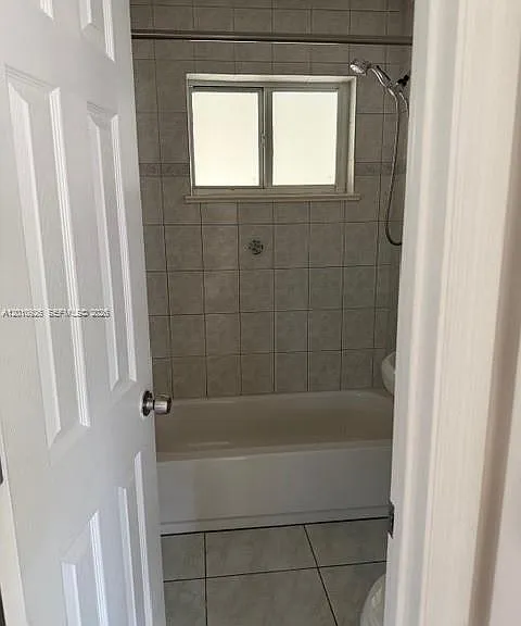 2802 SW 67th Ln — Photo 9