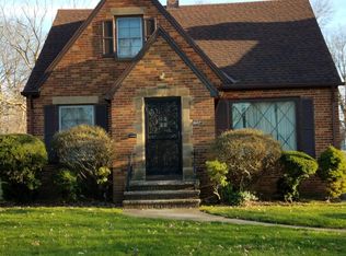 16012 Scottsdale Blvd, Shaker Heights, OH