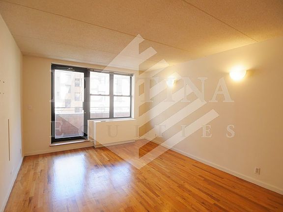 4th image of 94 E 4th St APT 405
