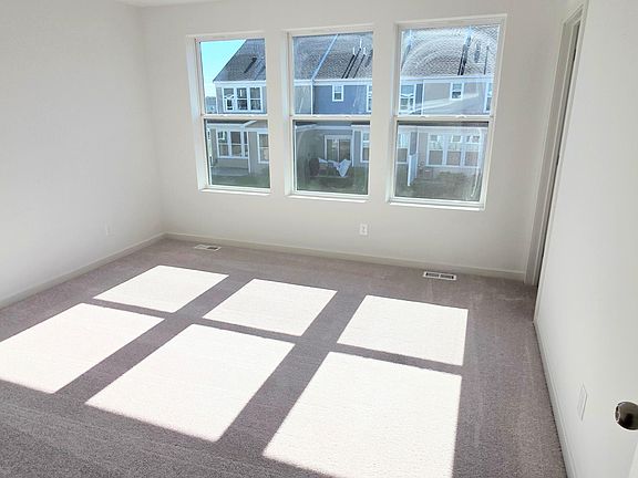 5th image of 6278 Larkspur Ln