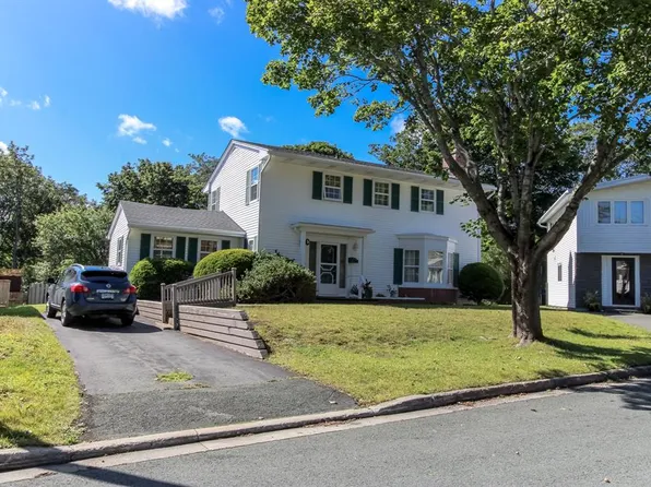 3 Alderdice Place, St John's, NL A1B2P8