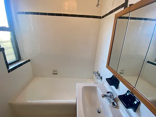 Rented by Premier One Realty LLC | media 5