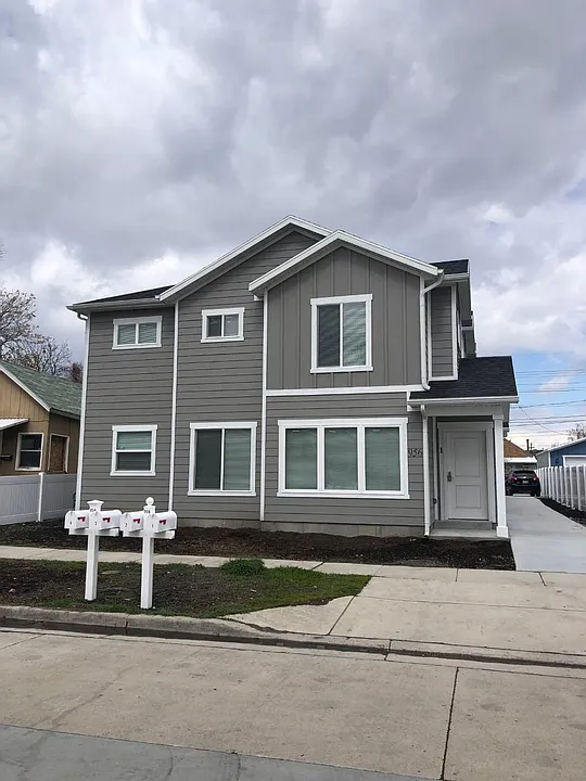 956 W Euclid Ave #4