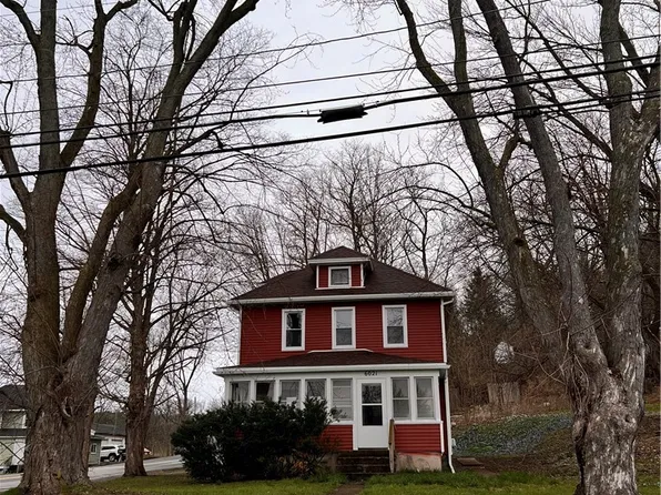6021 Whitings Corners Rd, Newark, NY 14513