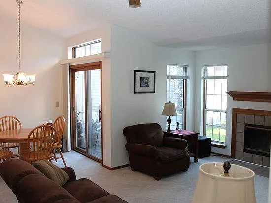 1524 Hampton Place Blvd #1524 — Photo 4