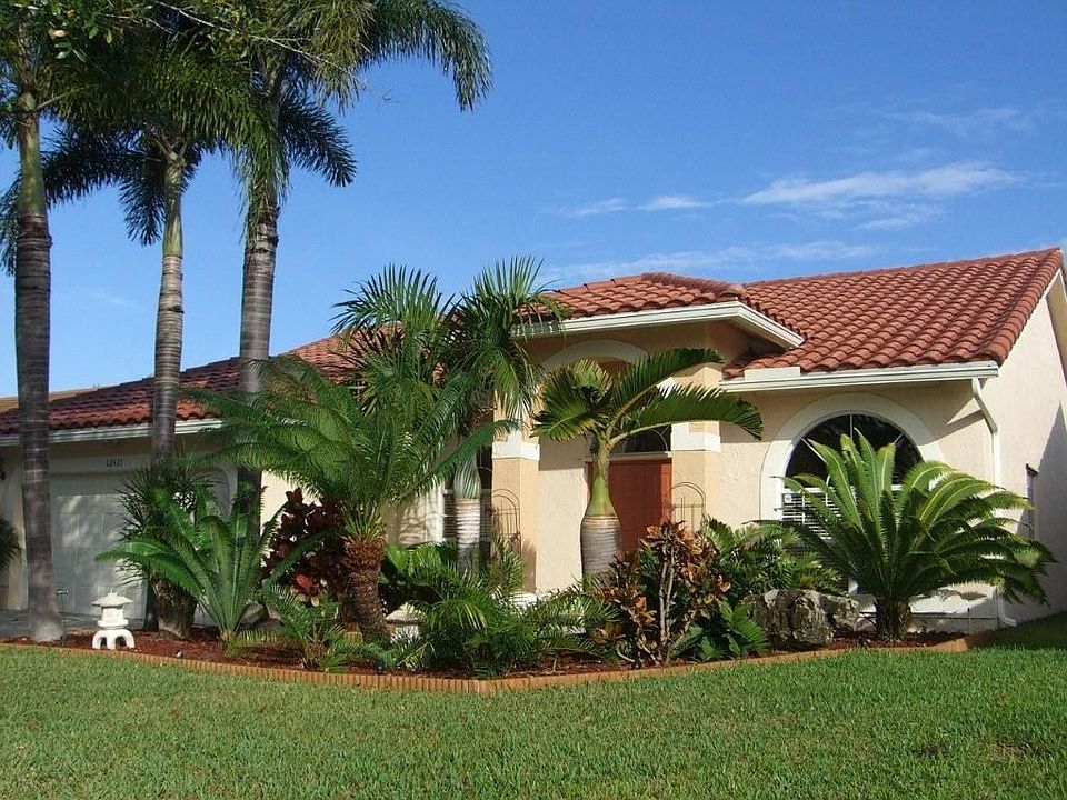 1st image of 12421 SW 1st St