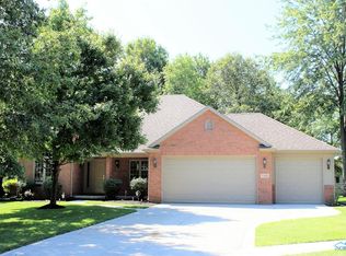 7335 Northquay Ct, Holland, OH 43528