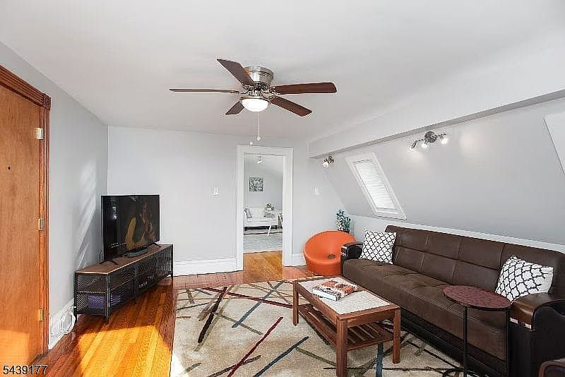 1st image of 35 Hazelwood Rd APT 3