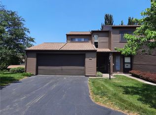 536 Montroyale Dr, Erie, PA