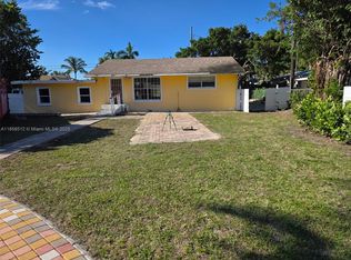 1803 Service Rd, North Palm Beach, FL 33408