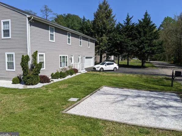 1 Carnene Rd #C, Pasadena, MD 21122