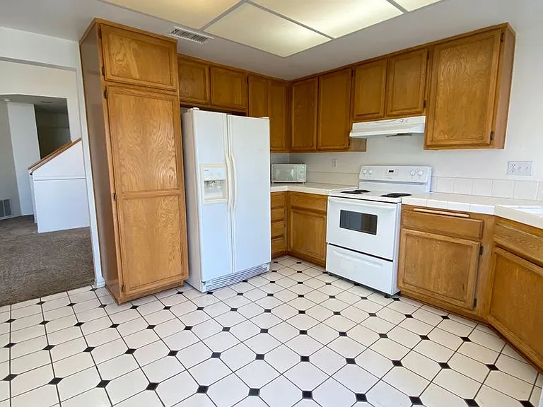 8779 Ginger Snap Ln — Photo 4