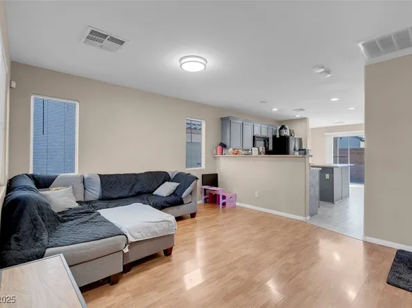 6461 Karlsen Ct, Las Vegas, NV 89122