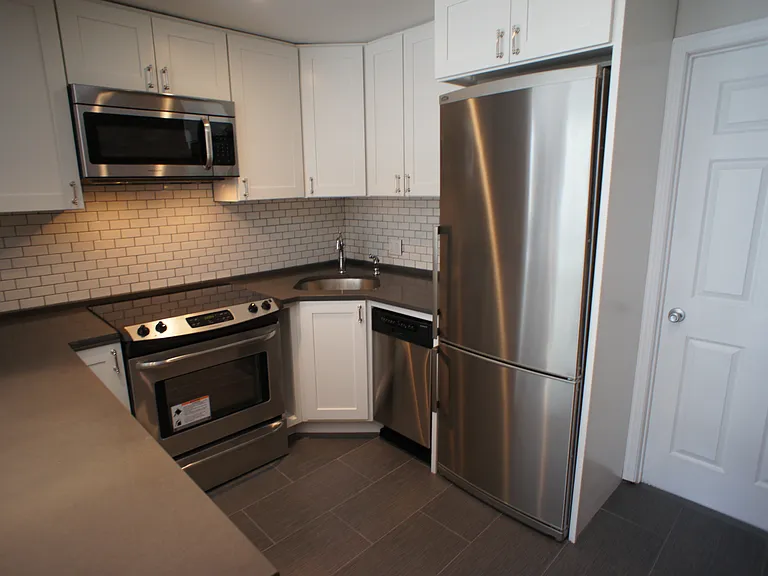 153 Warren Ave #2 — Photo 2