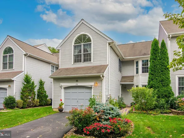 150 Kent Cir, Lower Gwynedd, PA 19002