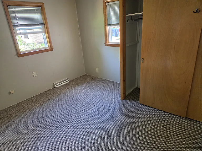 1022 Brighton Dr #3 — Photo 6