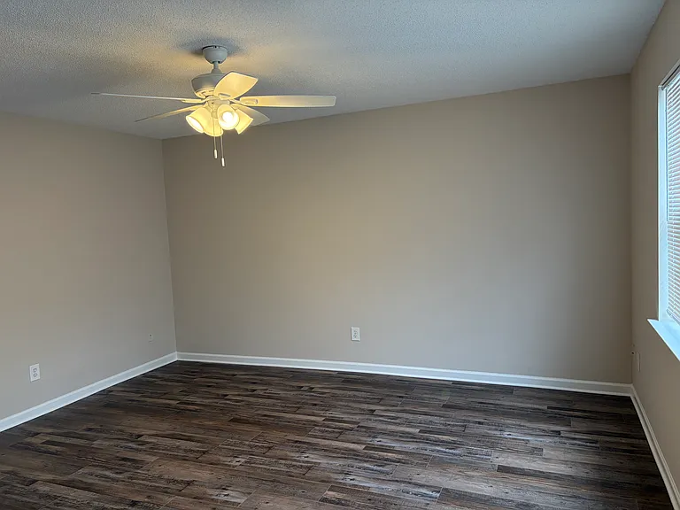 25 Princeton Place Dr — Photo 8