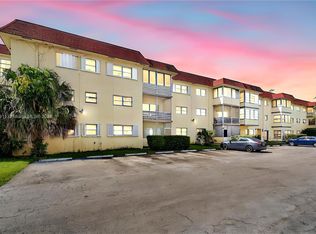 4043 NW 16th St APT 111, Lauderhill, FL 33313